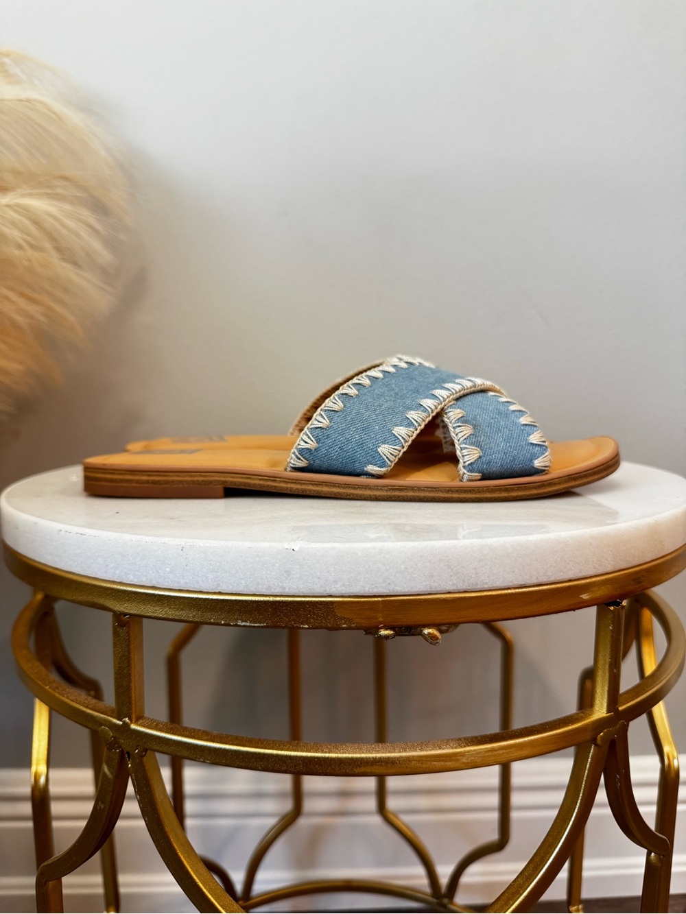 Dolce Vita Denim Crisscross Slide Sandals with Tan Footbed Sz 8 - Picture 8 of 11